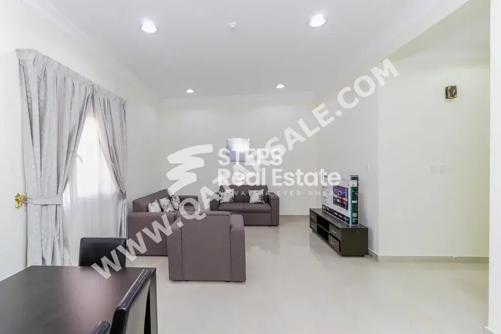 3 Bedrooms  Apartment  For Rent  in Al Wakrah -  Al Wakrah  Fully Furnished