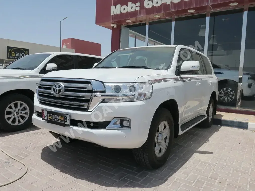 Toyota  Land Cruiser  GXR  2020  Automatic  153,000 Km  6 Cylinder  Four Wheel Drive (4WD)  SUV  White  With Warranty