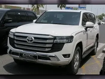 Toyota  Land Cruiser  GXR Twin Turbo  2022  Automatic  29,000 Km  6 Cylinder  Four Wheel Drive (4WD)  SUV  White  With Warranty
