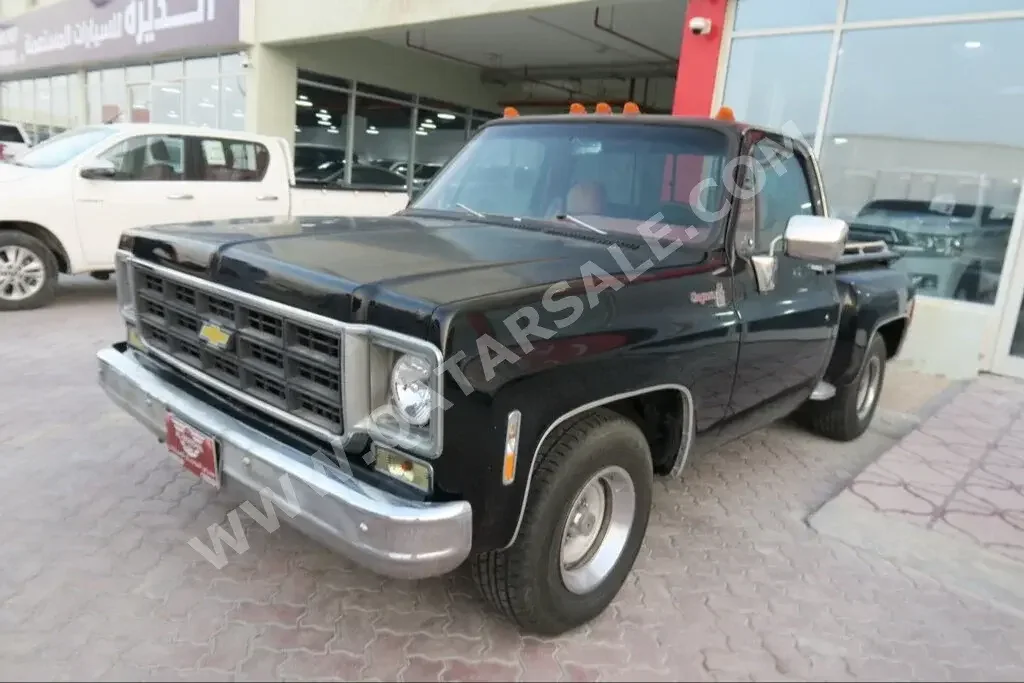 Chevrolet  Classic  1977  Automatic  227,000 Km  8 Cylinder  Rear Wheel Drive (RWD)  Pick Up  Black  With Warranty