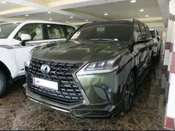  Lexus  LX  570 S Black Edition  2021  Automatic  64,000 Km  8 Cylinder  Four Wheel Drive (4WD)  SUV  Green  With Warranty