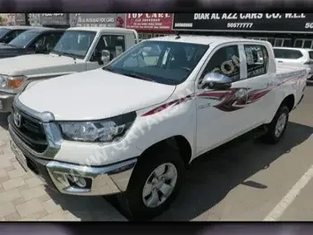 Toyota  Hilux  2023  Manual  0 Km  4 Cylinder  Four Wheel Drive (4WD)  Pick Up  White  With Warranty