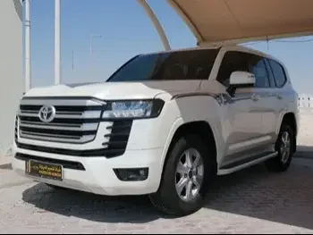 Toyota  Land Cruiser  GXR Twin Turbo  2022  Automatic  18,000 Km  6 Cylinder  Four Wheel Drive (4WD)  SUV  White  With Warranty