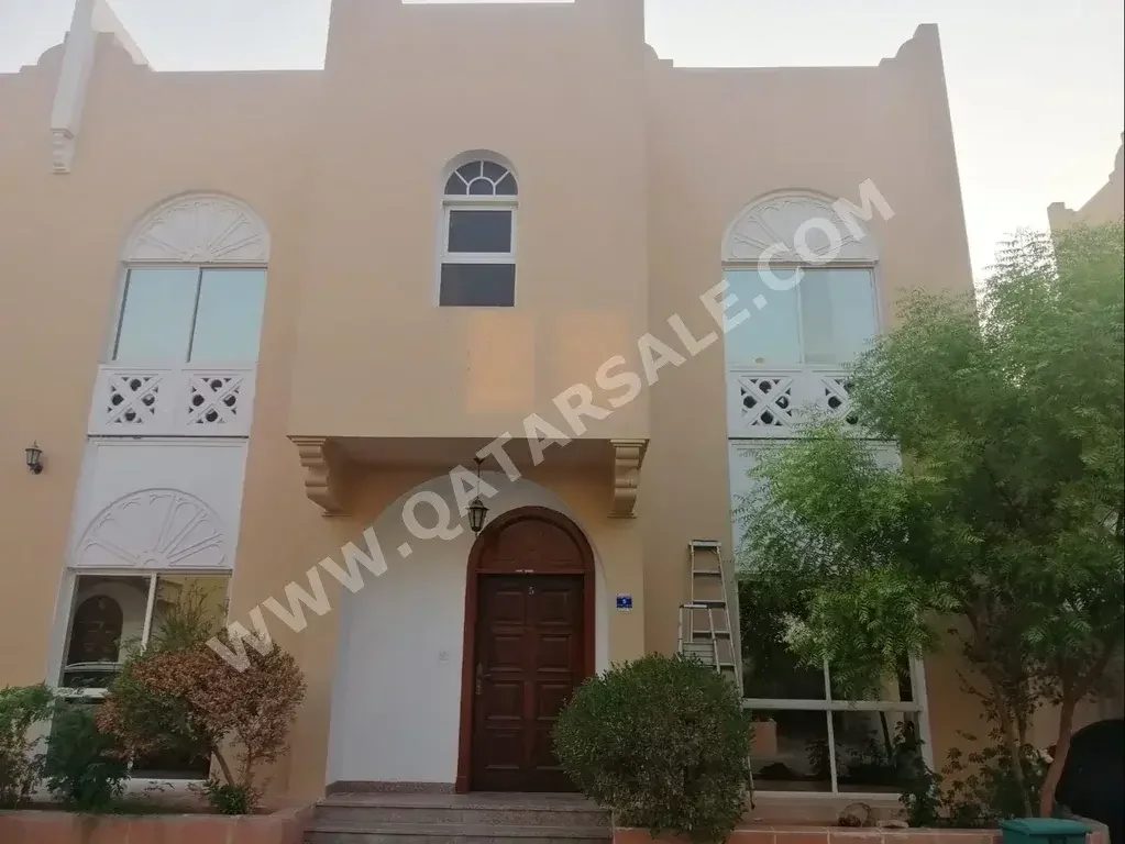 Family Residential  - Not Furnished  - Doha  - Old Airport  - 4 Bedrooms
