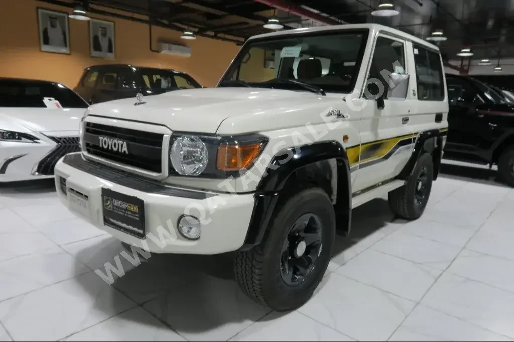 Toyota  Land Cruiser  LX  2022  Manual  0 Km  6 Cylinder  Four Wheel Drive (4WD)  SUV  White  With Warranty