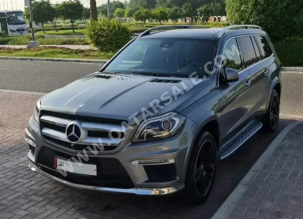 Mercedes-Benz  GL  500  2016  Automatic  106,100 Km  8 Cylinder  Four Wheel Drive (4WD)  SUV  Gray
