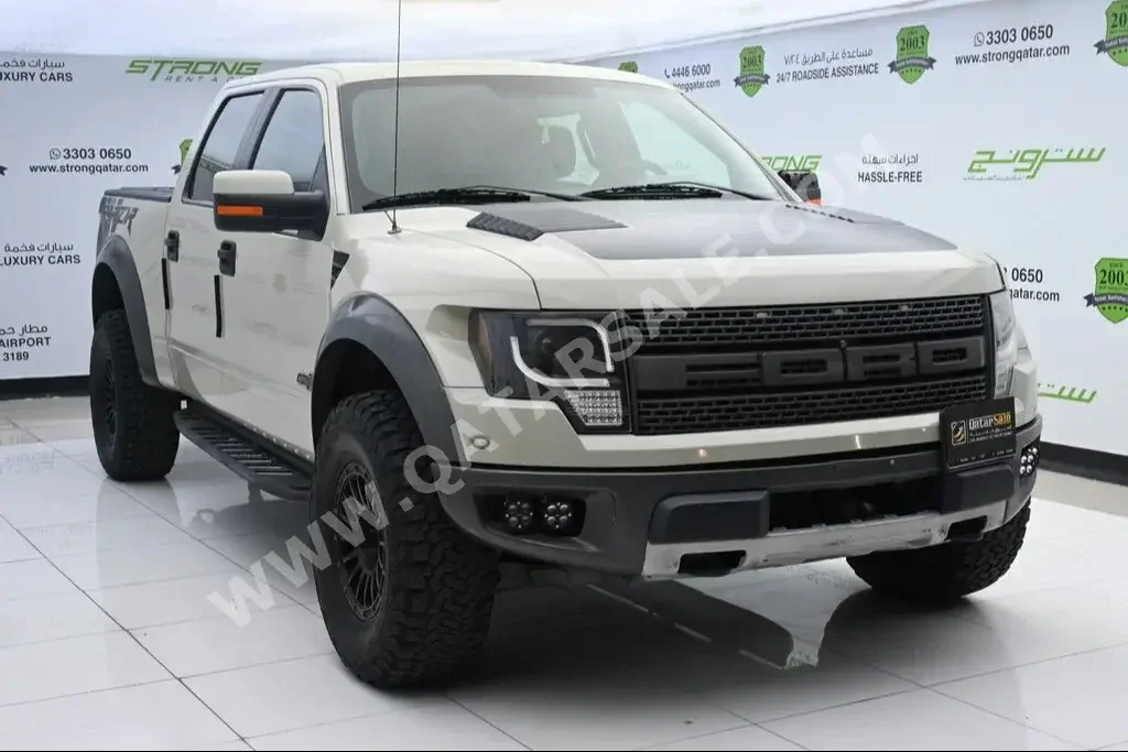 Ford  Raptor  SVT  2013  Automatic  172,000 Km  8 Cylinder  Four Wheel Drive (4WD)  Pick Up  Beige