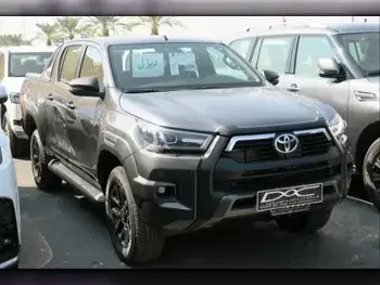 Toyota  Hilux  SR5 Adventure  2023  Automatic  0 Km  4 Cylinder  Four Wheel Drive (4WD)  Pick Up  Gray  With Warranty