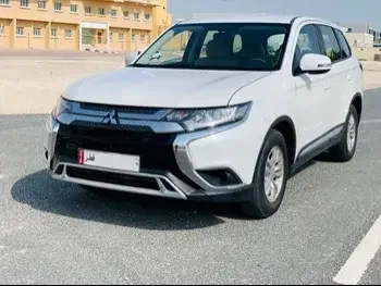  Mitsubishi  Outlander  2020  Automatic  155,000 Km  4 Cylinder  Four Wheel Drive (4WD)  SUV  White  With Warranty