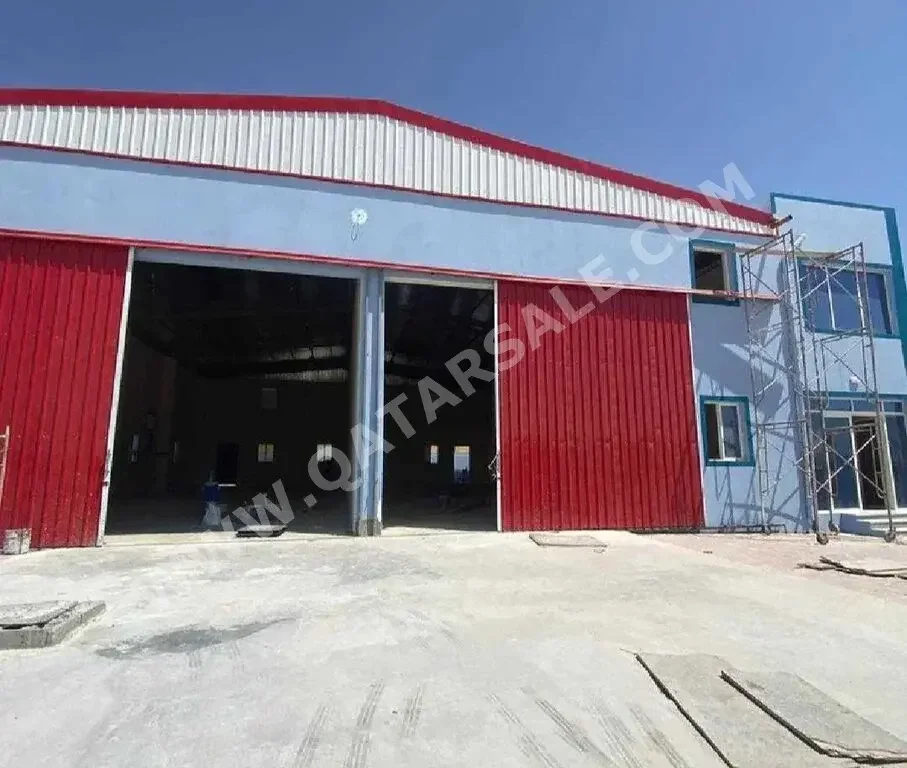 Farms & Resorts - Al Rayyan  - Industrial Area  -Area Size: 3300 Square Meter