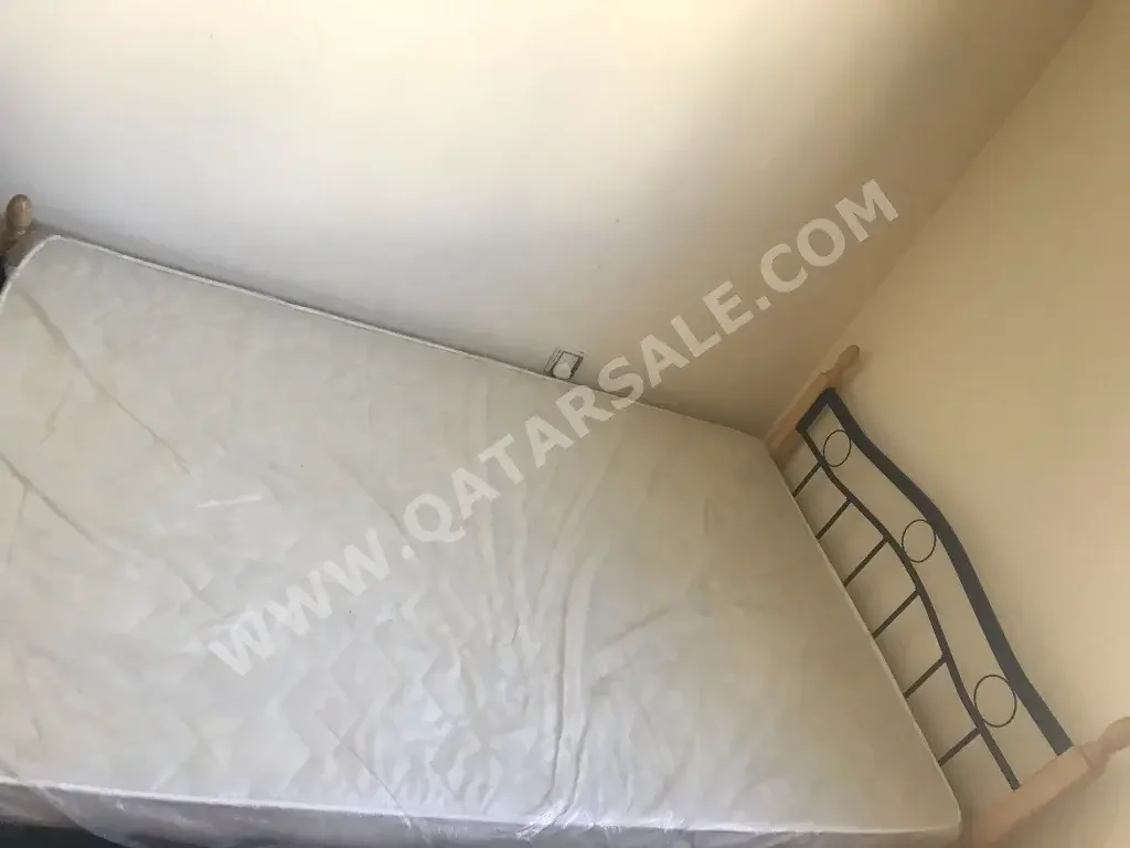 Beds - Crib  - Brown  - Mattress Included