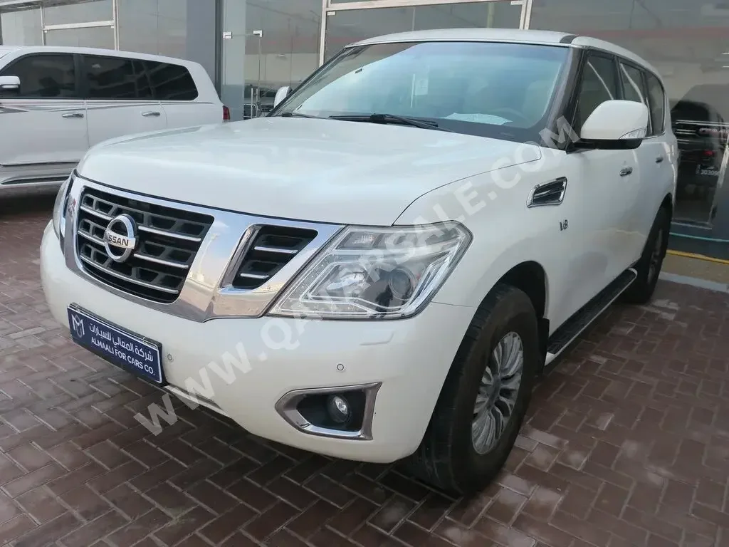 Nissan  Patrol  LE  2015  Automatic  300,000 Km  8 Cylinder  Four Wheel Drive (4WD)  SUV  White