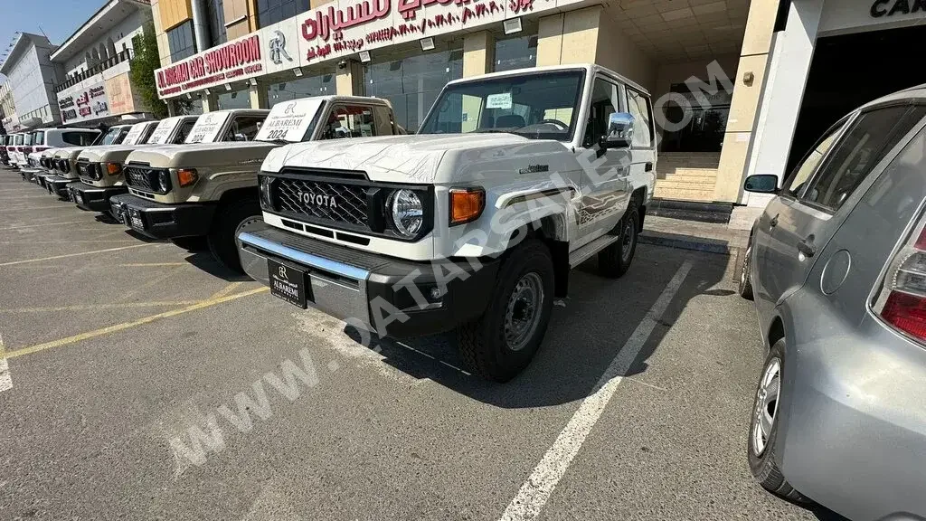 Toyota  Land Cruiser  Hard Top  2024  Automatic  0 Km  4 Cylinder  Four Wheel Drive (4WD)  SUV  White  With Warranty