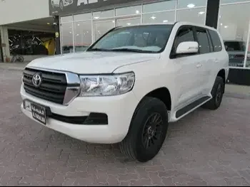Toyota  Land Cruiser  G  2011  Automatic  350,000 Km  6 Cylinder  Four Wheel Drive (4WD)  SUV  White
