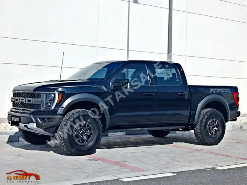 Ford  Raptor  2022  Automatic  0 Km  6 Cylinder  Four Wheel Drive (4WD)  Pick Up  Black  With Warranty