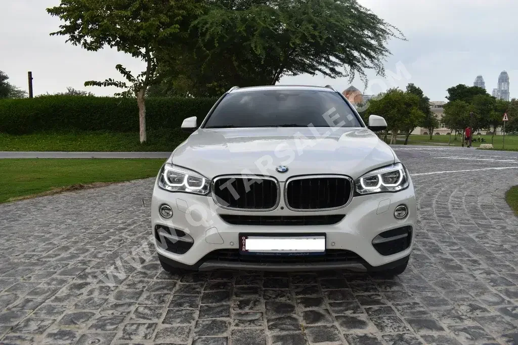 BMW  X-Series  X6  2018  Automatic  53,000 Km  6 Cylinder  Four Wheel Drive (4WD)  SUV  White
