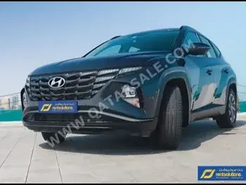 Hyundai  Tucson  4 Cylinder  SUV 2x4  Black  2022
