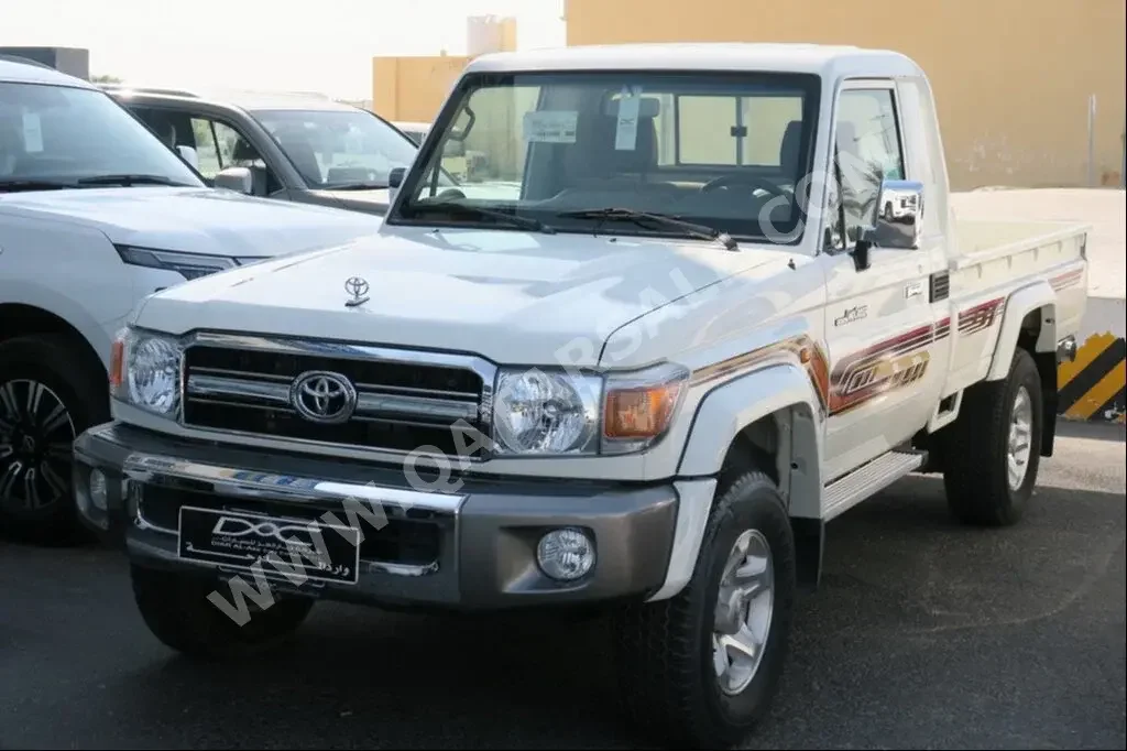 Toyota  Land Cruiser  LX  2021  Manual  0 Km  6 Cylinder  Four Wheel Drive (4WD)  Pick Up  White  With Warranty