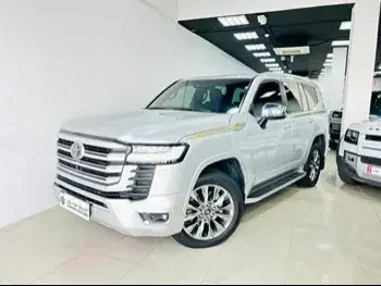 Toyota  Land Cruiser  VXR Twin Turbo  2022  Automatic  60,000 Km  6 Cylinder  Four Wheel Drive (4WD)  SUV  Silver  With Warranty