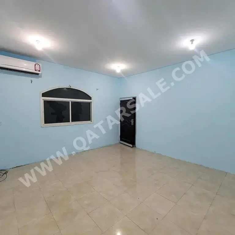 1 Bedrooms  Apartment  For Rent  in Al Rayyan -  Umm Al Seneem  Not Furnished