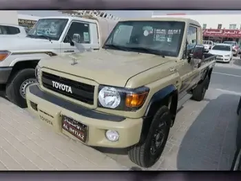 Toyota  Land Cruiser  LX  2022  Manual  75,000 Km  6 Cylinder  Four Wheel Drive (4WD)  Pick Up  Beige  With Warranty