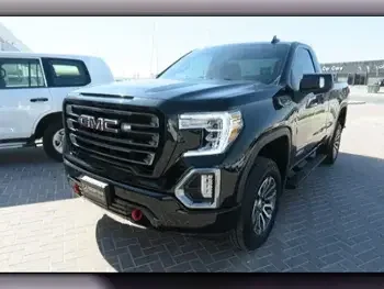 GMC  Sierra  AT4  2021  Automatic  43,000 Km  8 Cylinder  Four Wheel Drive (4WD)  Pick Up  Black  With Warranty