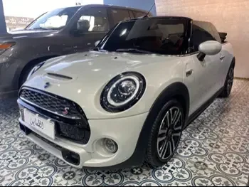 Mini  Cooper  S  2020  Automatic  11,000 Km  4 Cylinder  Front Wheel Drive (FWD)  Convertible  Beige  With Warranty