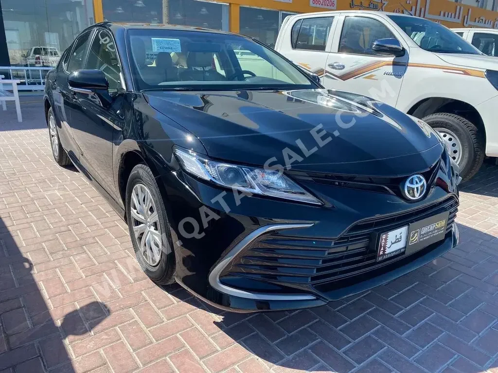 Toyota  Camry  LE  2024  Automatic  0 Km  6 Cylinder  Front Wheel Drive (FWD)  Sedan  Black  With Warranty