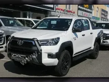 Toyota  Hilux  SR5 Adventure  2024  Automatic  1,000 Km  4 Cylinder  Four Wheel Drive (4WD)  Pick Up  White  With Warranty