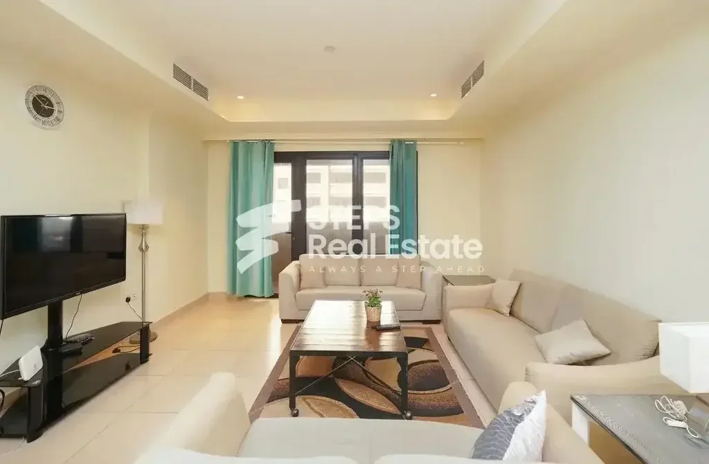 1 Bedrooms  Apartment  For Rent  Doha -  The Pearl  Fully Furnished