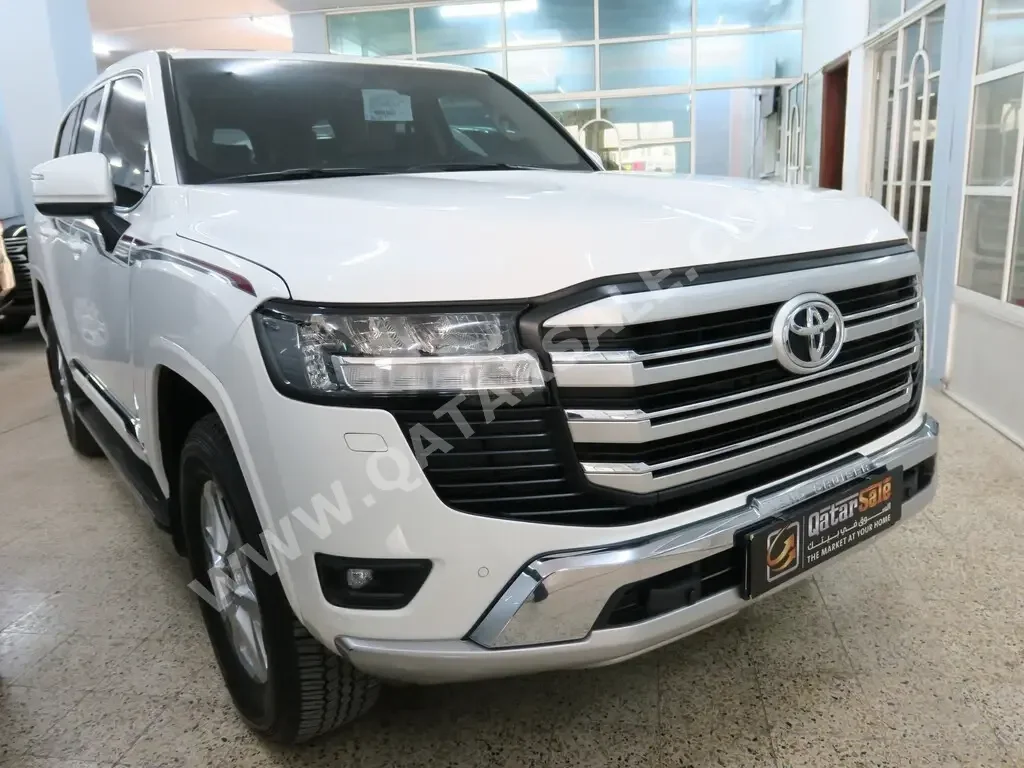 Toyota  Land Cruiser  GXR Twin Turbo  2022  Automatic  55,000 Km  6 Cylinder  Four Wheel Drive (4WD)  SUV  White  With Warranty