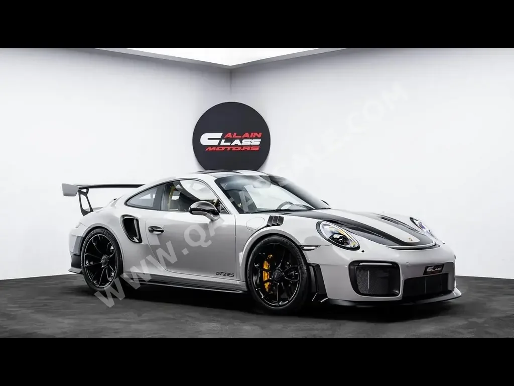 Porsche  911  GT2 RS  2019  Automatic  4,156 Km  6 Cylinder  Rear Wheel Drive (RWD)  Coupe / Sport  Gray and Black  With Warranty