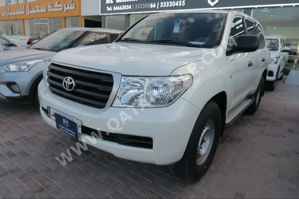 Toyota  Land Cruiser  G  2011  Automatic  170,000 Km  6 Cylinder  Four Wheel Drive (4WD)  SUV  White