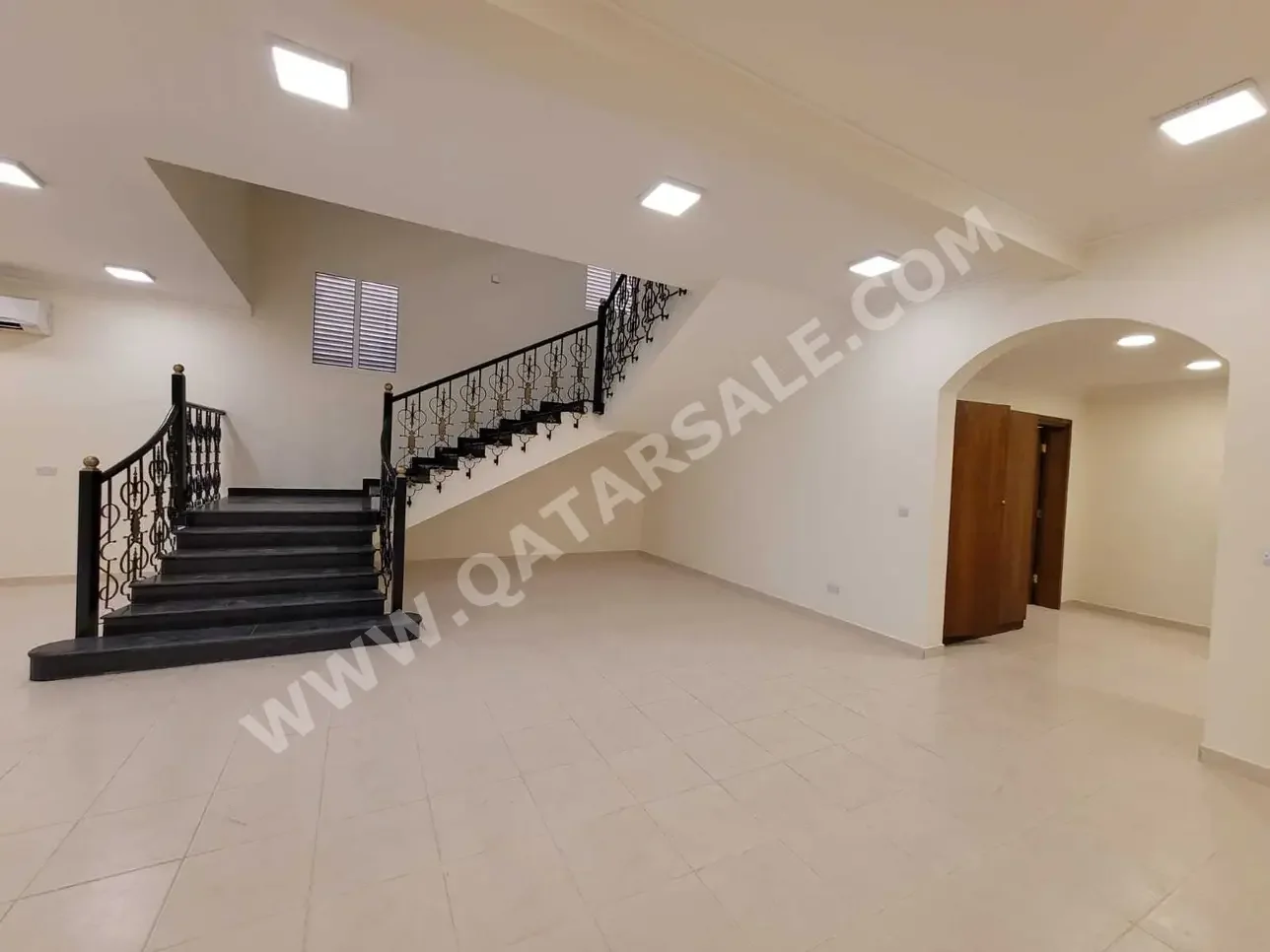 Family Residential  Not Furnished  Al Rayyan  Abu Hamour  7 Bedrooms