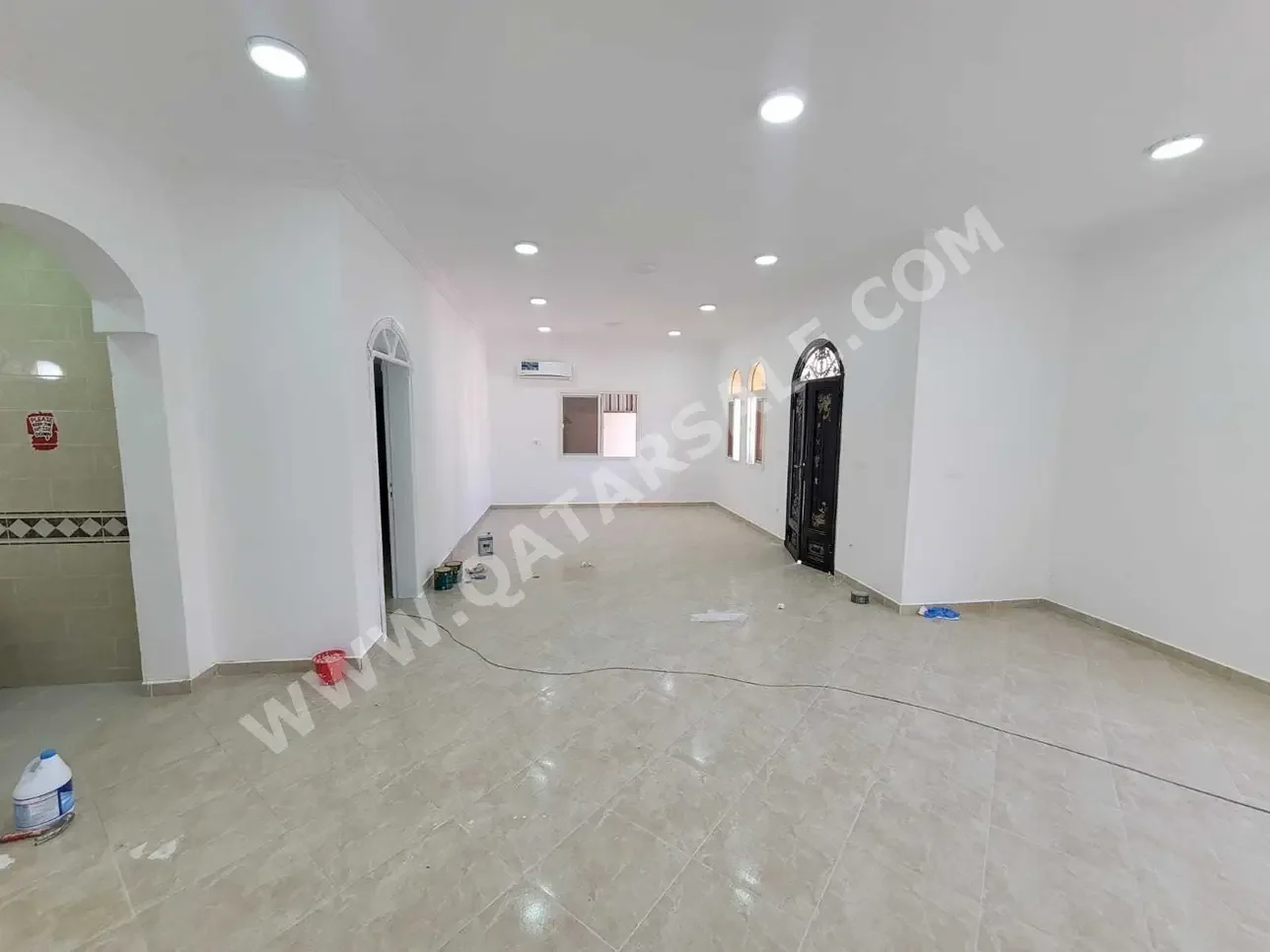 Family Residential  Not Furnished  Al Rayyan  Ain Khaled  6 Bedrooms