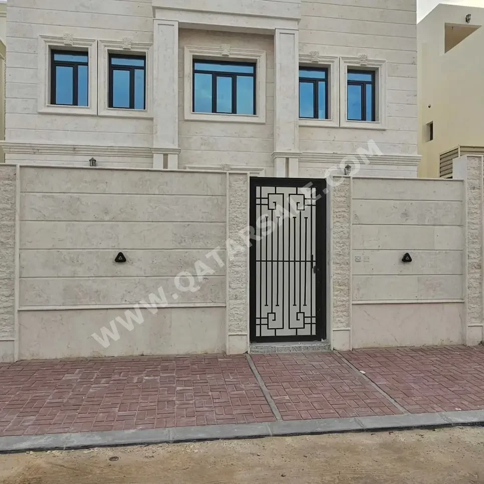 Family Residential  Not Furnished  Al Daayen  Rawdat Al Hamama  8 Bedrooms