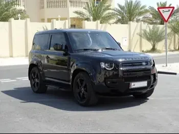 Land Rover  Defender  90  2022  Automatic  42,000 Km  6 Cylinder  Four Wheel Drive (4WD)  SUV  Black  With Warranty