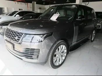 Land Rover  Range Rover  Vogue SE Super charged  2018  Automatic  106,000 Km  8 Cylinder  Four Wheel Drive (4WD)  SUV  Gray