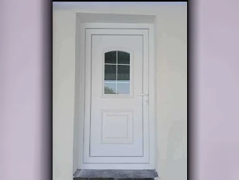 أبواب و شبابيك و درابزين باب  المنيوم  أبيض  100 متر  210 متر  السعر/ بالقطعة  مع زجاج  مع التسليم