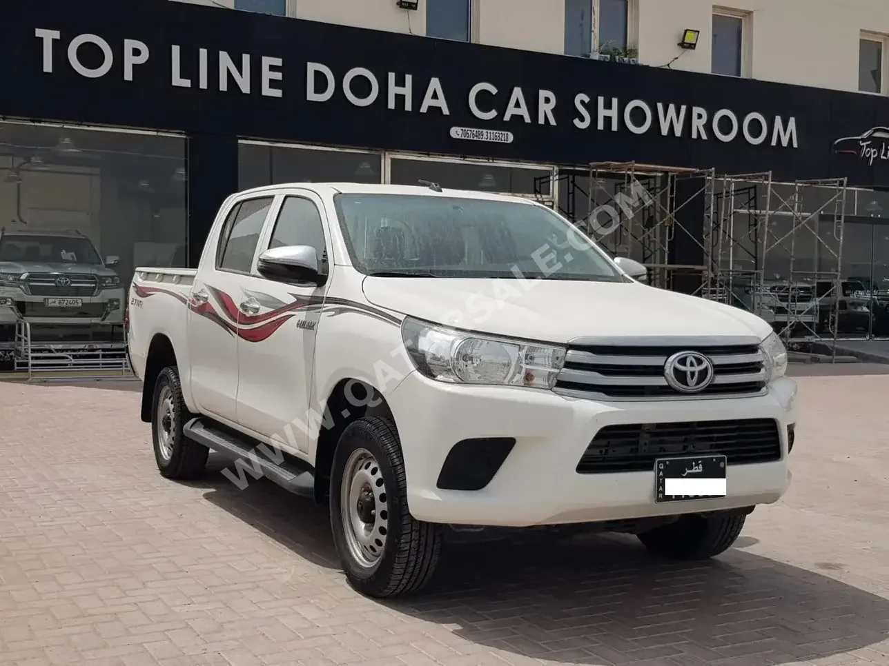 Toyota  Hilux  2020  Automatic  61,000 Km  4 Cylinder  Four Wheel Drive (4WD)  Pick Up  White