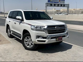  Toyota  Land Cruiser  GXR  2020  Automatic  255,000 Km  8 Cylinder  Four Wheel Drive (4WD)  SUV  White  With Warranty
