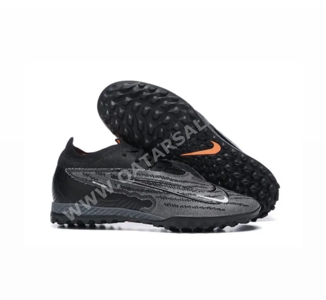 Sports Shoes Nike /  Football  Men  43