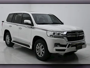  Toyota  Land Cruiser  GXR  2019  Automatic  138,000 Km  8 Cylinder  Four Wheel Drive (4WD)  SUV  White  With Warranty