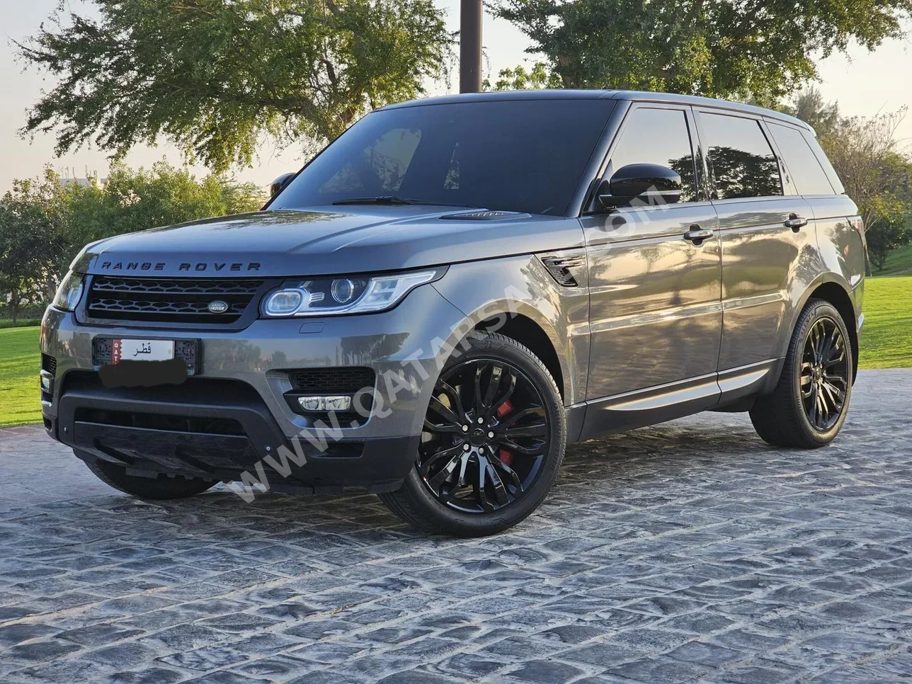 Land Rover  Range Rover  Sport Super charged  2015  Automatic  110,000 Km  8 Cylinder  Four Wheel Drive (4WD)  SUV  Silver