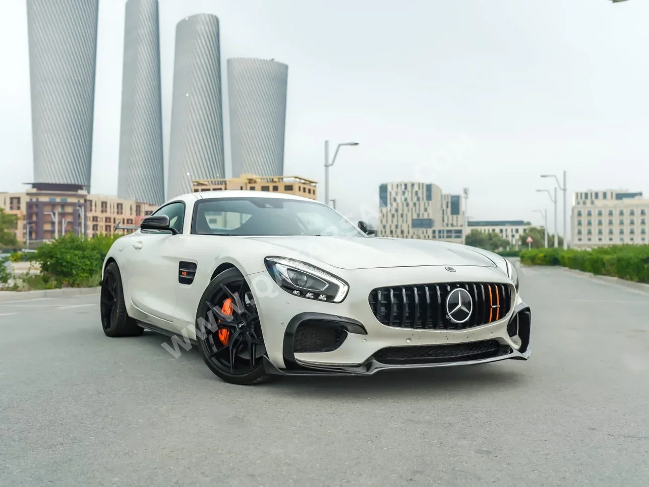 Mercedes-Benz  GT  S AMG  2016  Automatic  108,000 Km  8 Cylinder  Rear Wheel Drive (RWD)  Coupe / Sport  White