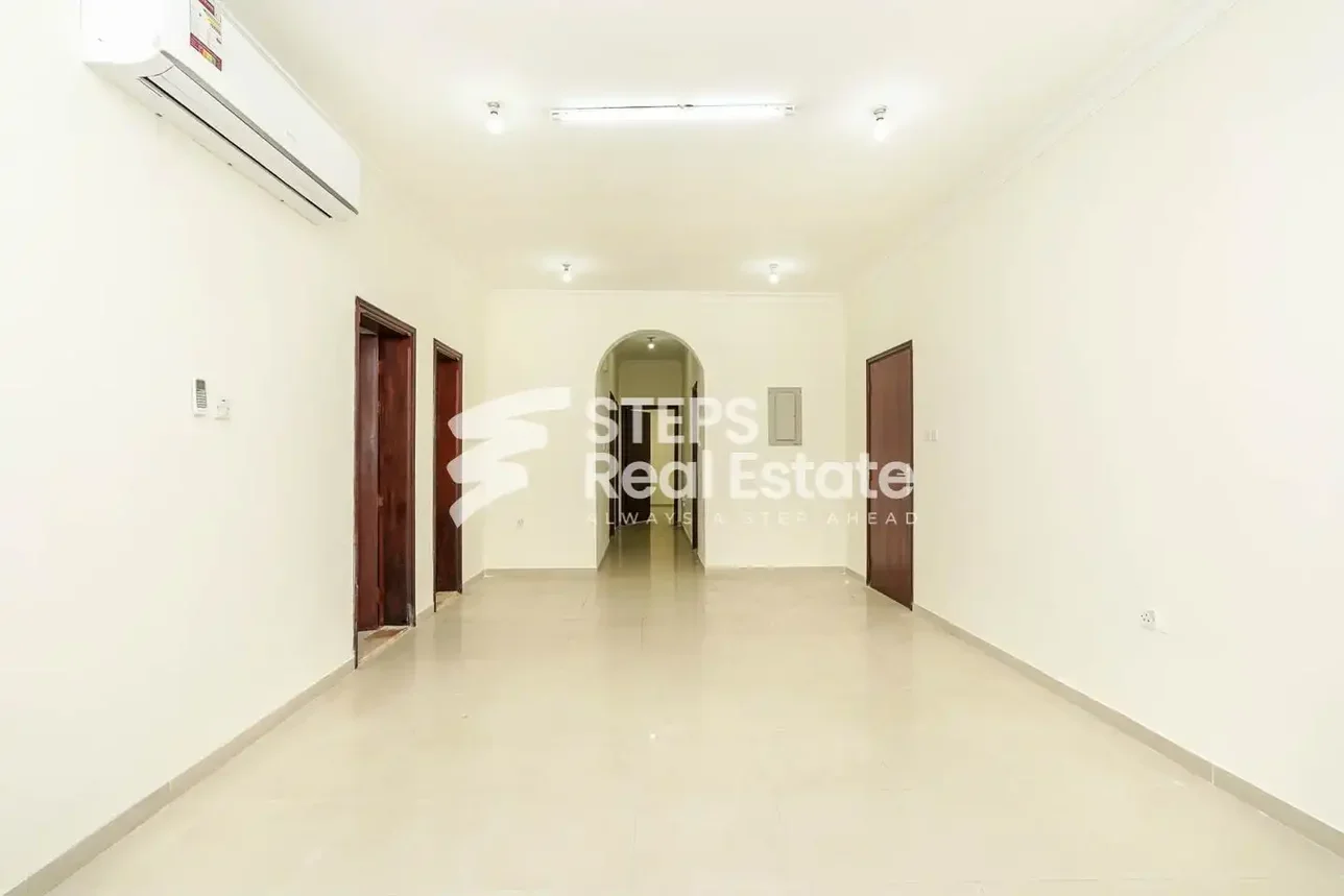 3 Bedrooms  Apartment  For Rent  in Doha -  Fereej Bin Omran  Not Furnished