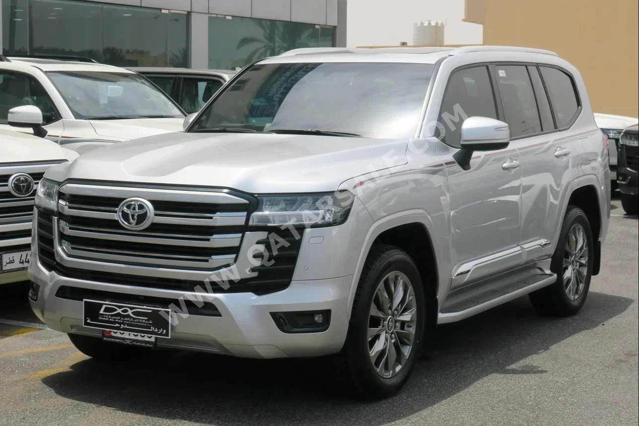 Toyota  Land Cruiser  GXR Twin Turbo  2024  Automatic  300 Km  6 Cylinder  Four Wheel Drive (4WD)  SUV  Silver  With Warranty