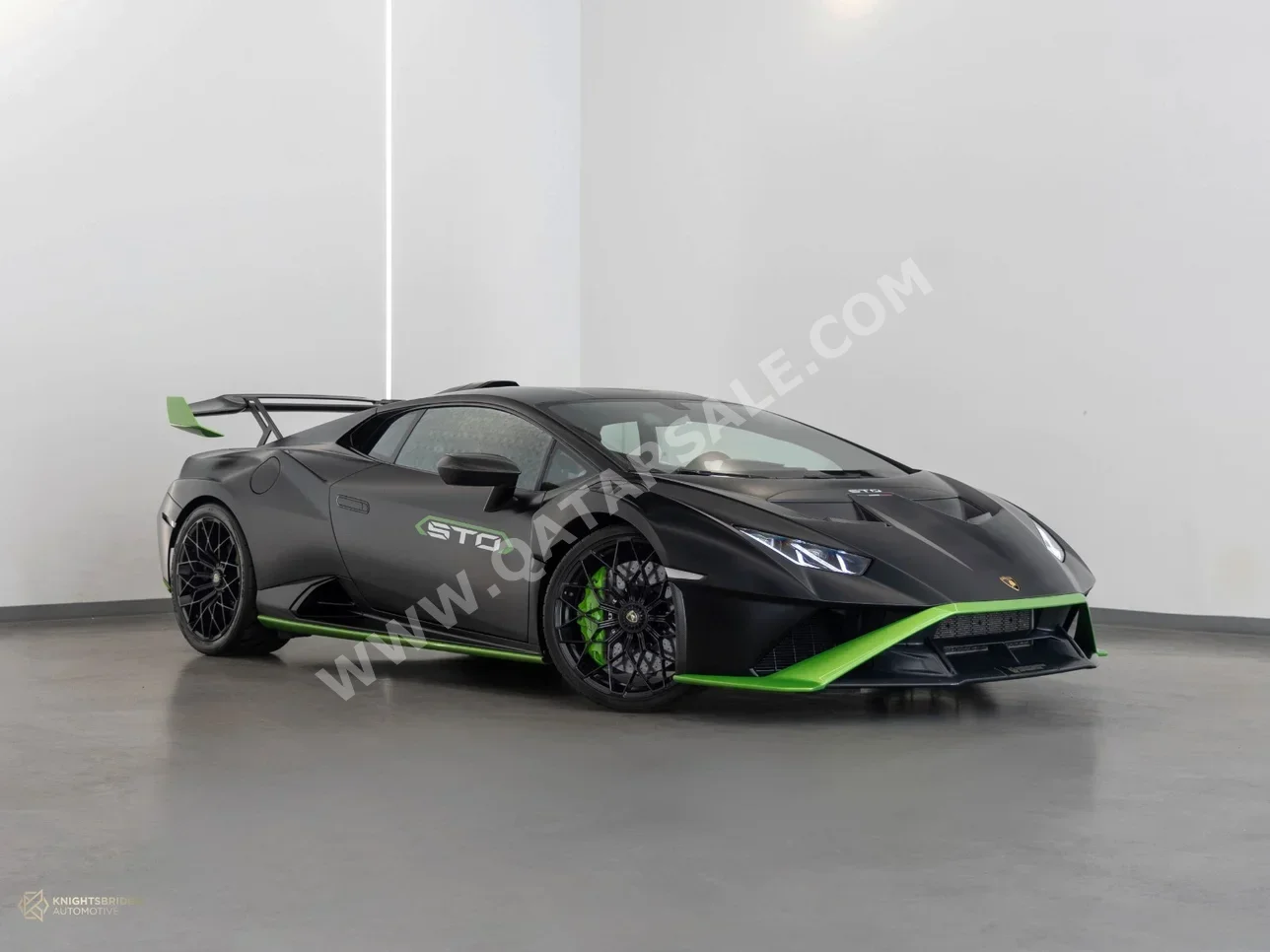 Lamborghini  Huracan  STO  2022  F-1  21,800 Km  10 Cylinder  Rear Wheel Drive (RWD)  Coupe / Sport  Black  With Warranty