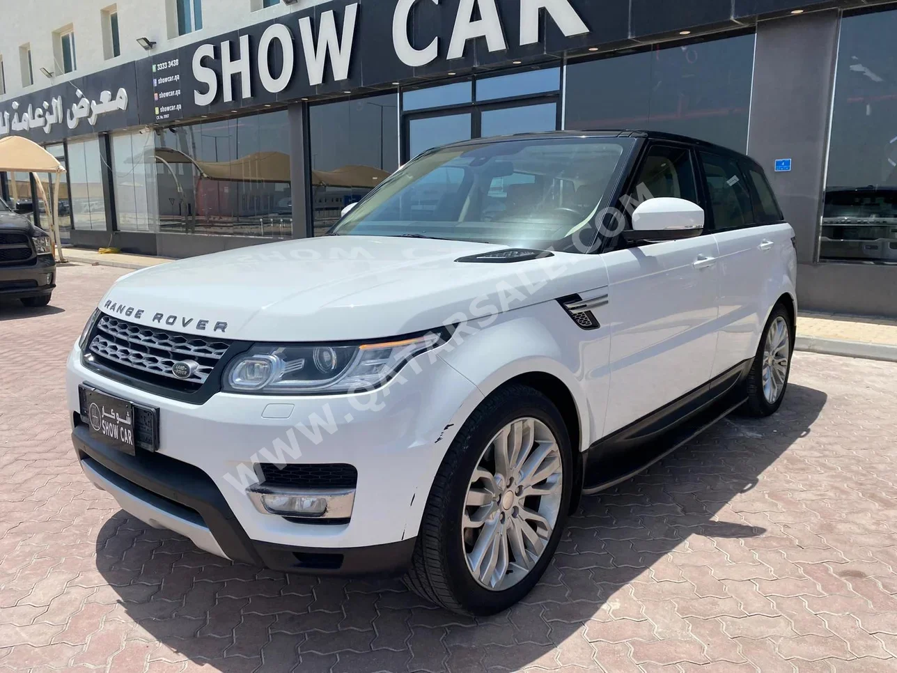 Land Rover  Range Rover  Sport HSE  2015  Automatic  89,000 Km  6 Cylinder  Four Wheel Drive (4WD)  SUV  White