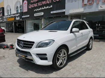  Mercedes-Benz  ML  400  2015  Automatic  70,000 Km  6 Cylinder  Four Wheel Drive (4WD)  SUV  White  With Warranty